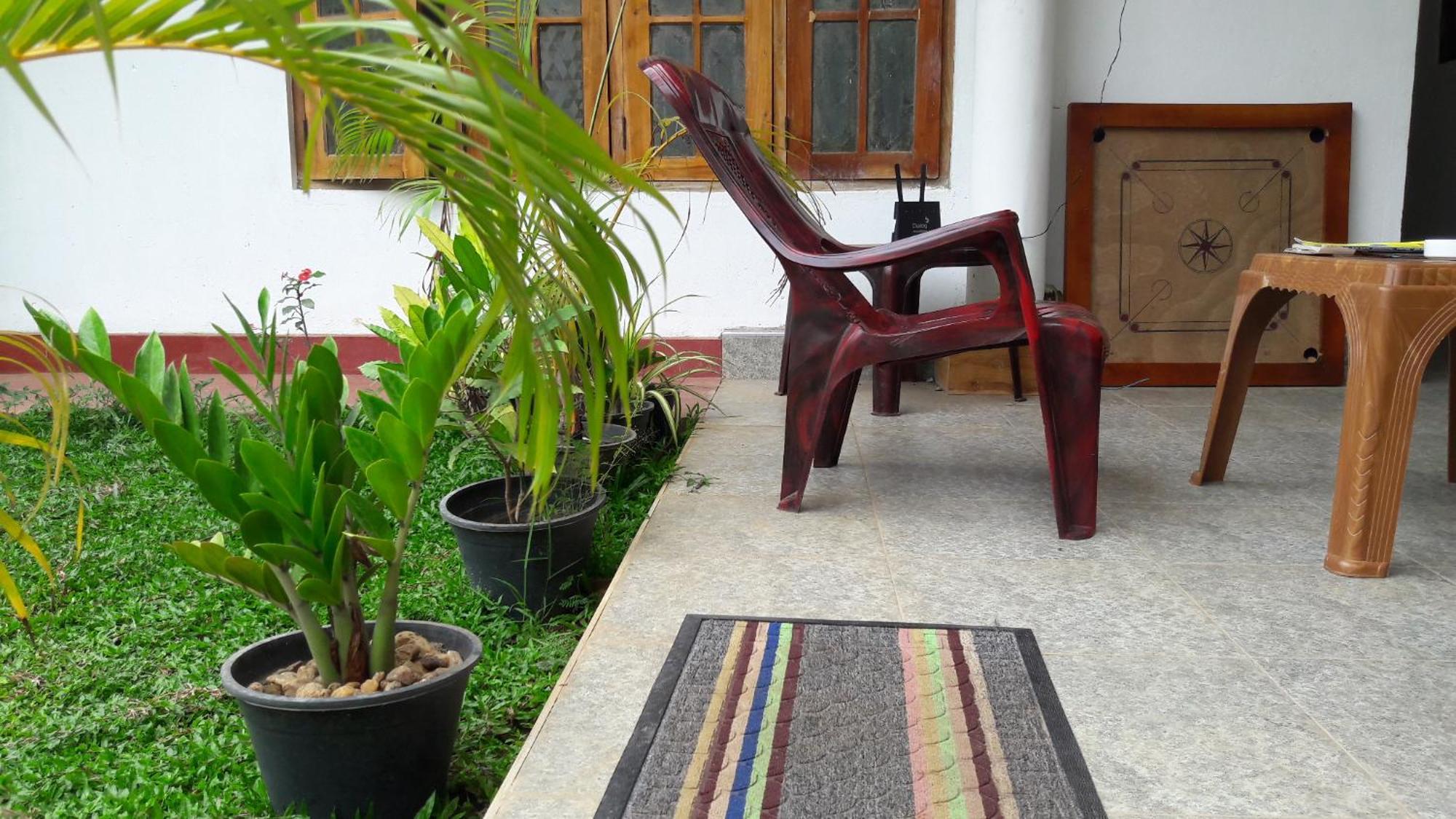 Share Safari House Udawalawe Bed & Breakfast Екстериор снимка